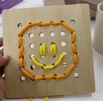 Montessori Touwspel – Stimuleer Creativiteit en Ontwikkeling